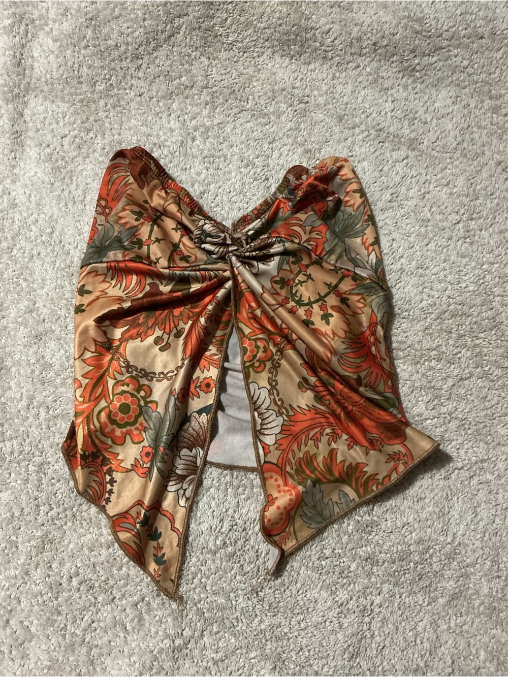 SHEIN Floral Paisley Ruched Front Crop Top in Tan and Orange